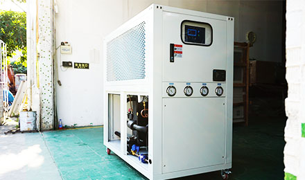 如何提高冷水機(jī)效率？